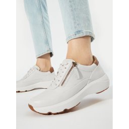 Clarks Сникърси Tivoli Zip 26176650 Екрю