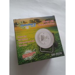Външен водоустойчив LED прожектор с вграден акумулатор, стойка и соларен панел