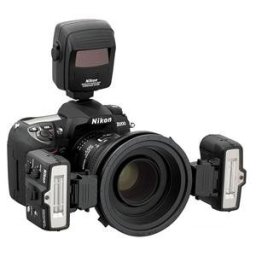 Nikon SB-R200 SPEEDLIGHT COMMANDER KIT R1C1