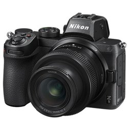 Nikon Z5 + Nikon Z 24-50mm f/4-6.3