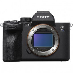 Sony A7S III / ILCE-7S M3 / Alpha 7S III (α7S III), 12,1MP + Sony FE 135mm f/1.8 GM