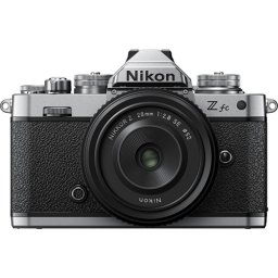 Nikon Z fc + обектив Nikon Z 28mm f/2.8 (SE)