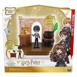 Игрален комплект Harry Potter Кабинет по отвари, с фигурка Хари Потър