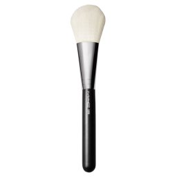 Pincel 135s Large Flat Powder 1