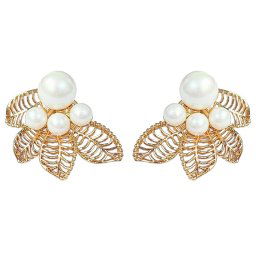 Brinco de Folhas com Pérolas Shell | CALLIOPE