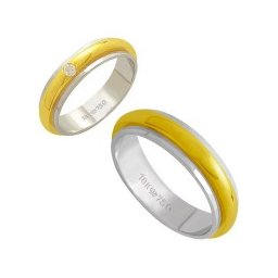Aliança de Ouro e Ouro Branco 18k 750 Largura 5.00mm Altura 2.00mm / Aliança de Ouro e Ouro Branco 18k 750 com 1 Brilhante de 6.00 Pontos Largura 5.00mm Altura 2.00mm