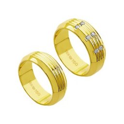 Aliança de Ouro 18k 750 Largura 7.50mm Altura 1.80mm / Aliança de Ouro 18k 750 com 6 Brilhantes de 2.25 Pontos Largura 7.50mm Altura 1.80mm