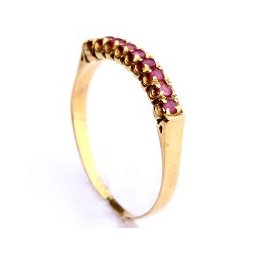 Anel Meia Aliança de Ouro Amarelo e 9 Rubis de 1 Ponto Cada