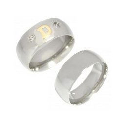 Aliança em Aço Inox 8mm Lisa / Aliança em Aço Inox 8mm com 1 Letra em e 2 Pedras de Zircônia