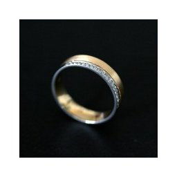 Aliança Anatômica de Ouro 18k 750 e Ouro Branco 18k 0750 Largura 5.0mm Espessura 1.5mm com 18 Diamantes de 1 Ponto