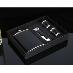 Dárkový luxusní set - Ťapka (butylka) + otvírák + 2x pohárky