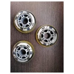 Kolečko Ultra Wheels II.jakost nažloutlé (1ks) 76mm/78A průhledná