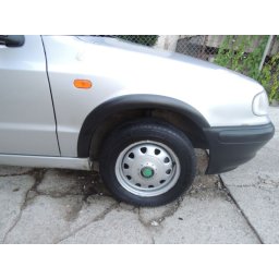 Plastové lemy blatníku Škoda Felicia