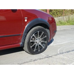 plastové lemy blatniku Škoda Fabia