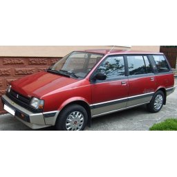 lemy blatniku Mitsubishi Space Wagon