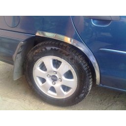 zadní lemy blatníku Ford Mondeo 96-00