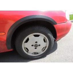 Plastové lemy blatníku Ford Mondeo 1996-2000 combi