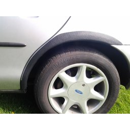 Plastové zadní lemy blatníku Ford Mondeo 1996-2000 hatchback, sedan