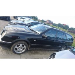 Plastové lemy blatníku Mercedes Benz E W210 1995-2003