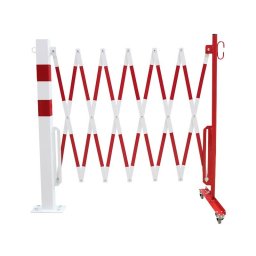 Bílo-červená sloupková mobilní zábrana - 3,6 x 1,05 m