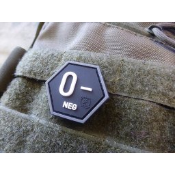 JACKETS TO GO nášivka hexagon krev 0 NEG plast ČERNÁ SWAT