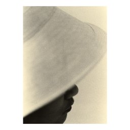 Paper Collective designové moderní obrazy Girl and Hat (100 x 140 cm)
