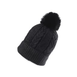 Dámská / dívčí zimní čepice s bambulí Emi Ross, barva 10 černá