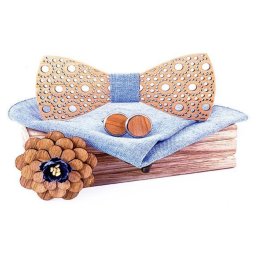 Gaira® Dřevěný motýlek s kapesníčkem a manžetovými knoflíčky a broží 709218, Barva světle modrá
