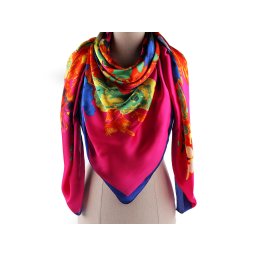Velký saténový šátek s květy 130x135 cm, barva 21 pink