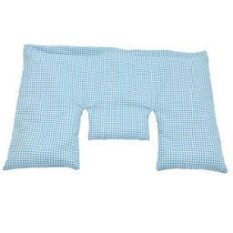Krční polštářek s třešňovými peckami, světle modrá - bílá kostka, 40 x 25 cm