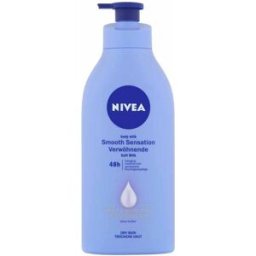 NIVEA - Smooth Sensation hydratační tělové mléko pro suchou pokožku Tělová mléka 625 ml unisex