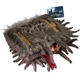 NOBLE COLLECTION Harry Potter - Monster Book - polštář