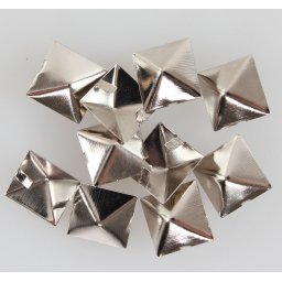 pyramidy kovové - 10ks - CW-032