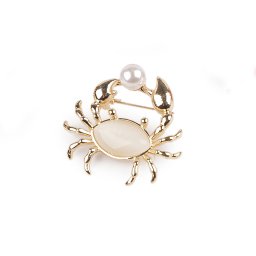 Brož včela, krab, liška, beruška, barva 2 bílá mléčná krab