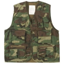 Vesta s kapsami na lov nebo rybaření WOODLAND vel. XL