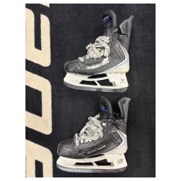 Hokejové brusle Bauer Vapor Flylite INT - vel. 6.0 Fit2 - bazar Size 10.0 EE = EU 45.5 = 28.5cm