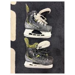 Hokejové brusle Bauer Vapor 3X YTH - vel. 11.0D - bazar Size 1.0 D = EU 33.5 = 21.0cm