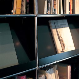 USM Haller dvířka na prezentaci