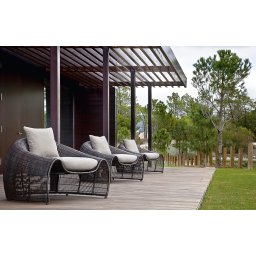Kenneth Cobonpue designová křesla Croissant Easy Armchair