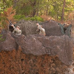 Camo Systems síť maskovací PRO BASIC plastová WOODLAND vel.2,4x3m