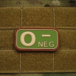 JACKETS TO GO nášivka KREV 0 NEG plast MULTICAM
