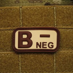 JACKETS TO GO nášivka KREV B NEG plast DESERT