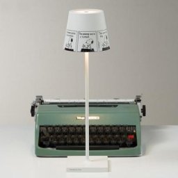 zafferano Poldina x Peanuts® Akku LED Tischleuchte mit Dimmer Special-Edition, LD0340BP4,