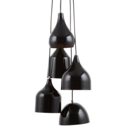 Hängeleuchte Schwarz und Orange Metall 5-flammig mit verschiedenen Schirmen in Glockenform Minimalistisches Design