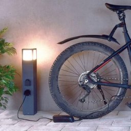 DEKOLIGHT Facado Pollerleuchte mit Steckdosen, 733064,