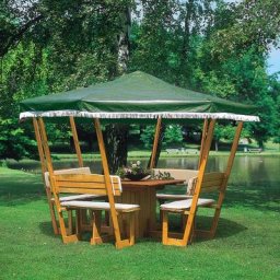 Pavillon Rosenheim mit grünem Dach
