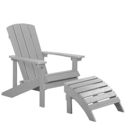 Gartenstuhl mit Fußhocker Hellgrau Kunstholz Muskoka Stuhl mit breiten Armlehnen Gartenmöbel Gartenausstattung Lounge Terrasse