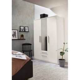 priess Kleiderschrank