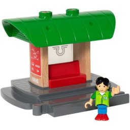 BRIO® Spielzeugeisenbahn-Gebäude BRIO® WORLD, Bahnhof mit Aufnahmefunktion, FSC®- schützt Wald - weltweit