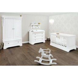 Pinolino® Babyzimmer-Komplettset Emilia, (Set, 3-St., Kinderbett, Wickelkommode, Kleiderschrank), breit, mit Kinderbett, Schrank und Wickelkommode